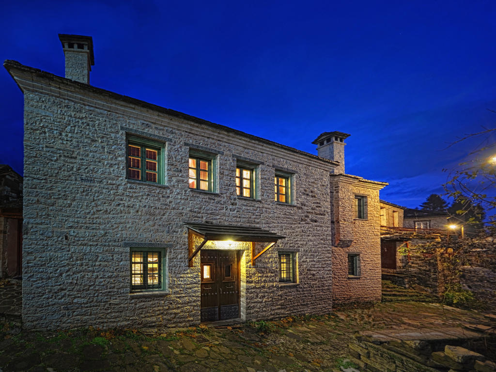 Aithrio Hotel Dilofo Exterior photo