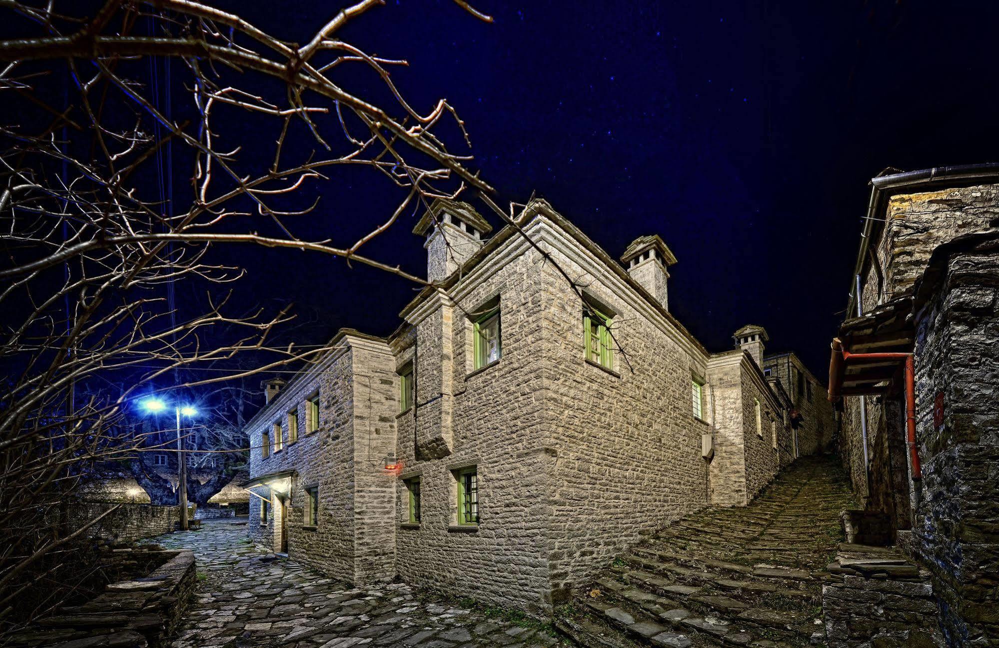 Aithrio Hotel Dilofo Exterior photo
